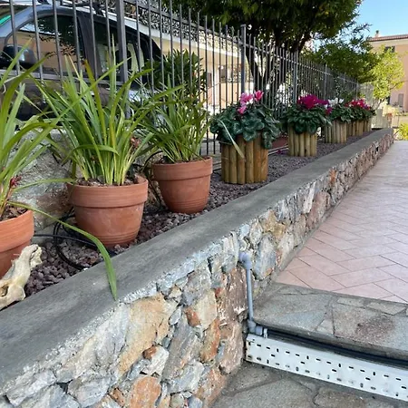 Apartment Aurora & Nicole Ideal Per Biker E Parcheggio Gratuito Pietra Ligure Exterior photo